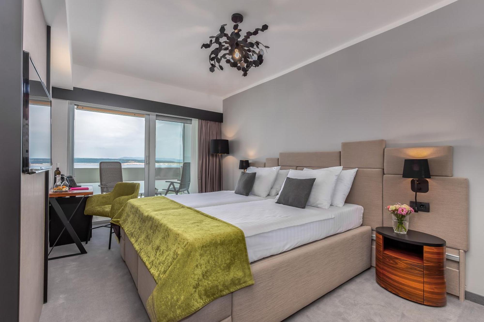 Premium Twin Room Balcony Sea View